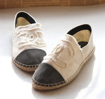 CHANEL Loafers Women--037